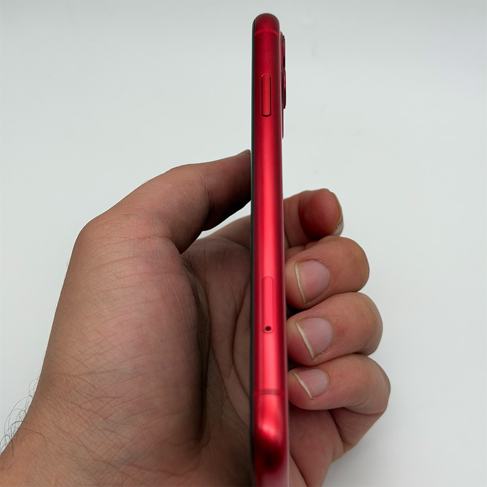 گوشی موبایل دست دوم اپل مدل iPhone 11 ظرفیت 256 گیگابایت رنگ قرمز دو سیم کارت ZA/A