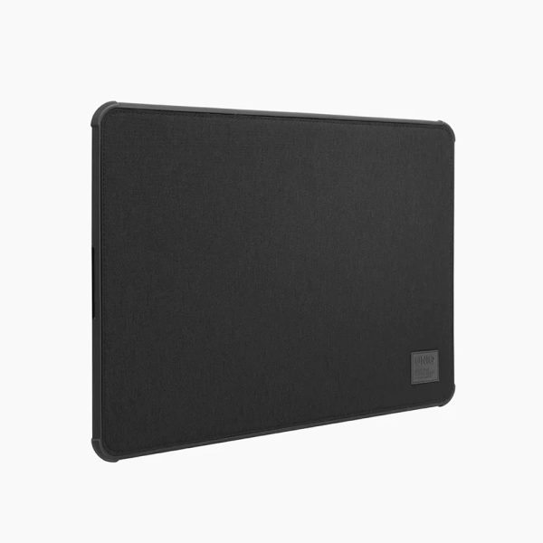 کیف ضد ضربه مک بوک ۱۵/۱۶ اینچی یونیک مدل UNIQ Dfender Magnetic Snap Bumber-مشکی