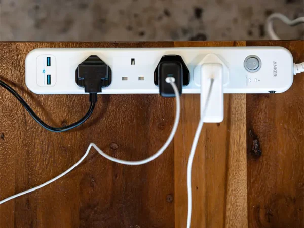 چند راهی 4 سوکت 2 یواس‌بی انکر Anker PowerExtend 6-IN-1 USB PowerStrip A9141K21