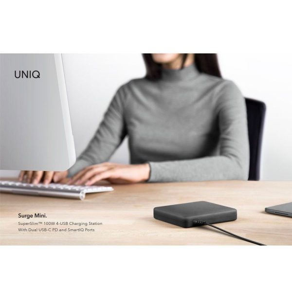 شارژر 100 وات UNIQ مدل SURGE MINI