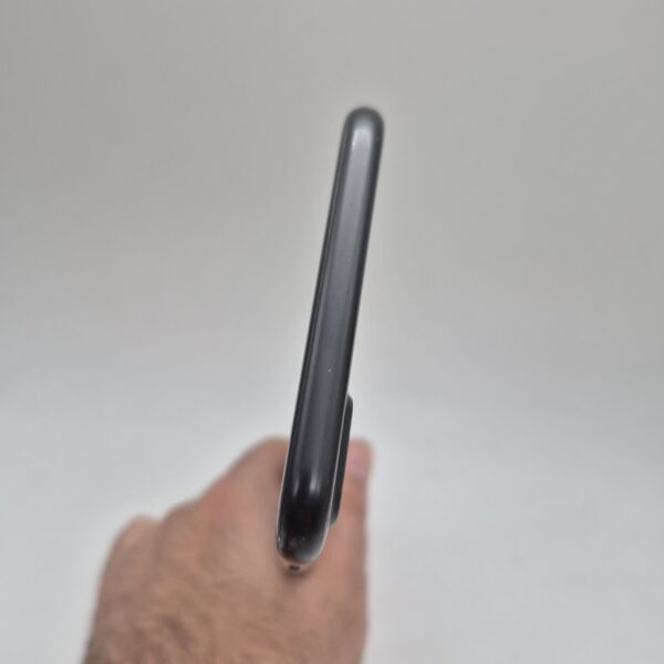 گوشی موبایل دست دوم اپل مدل iphone 7 plus black ظرفیت 32 گیگابایت