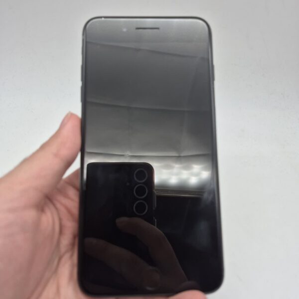 گوشی موبایل دست دوم اپل مدل iphone 7 plus black ظرفیت 32 گیگابایت