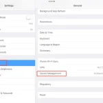 کیس مناسب AirPods 3 پوشش ضد جذب پرز و گرد و غبار LintGuard به همراه بند مچی محافظت ۳۶۰ درجه سازگار با شارژ بی‌سیم