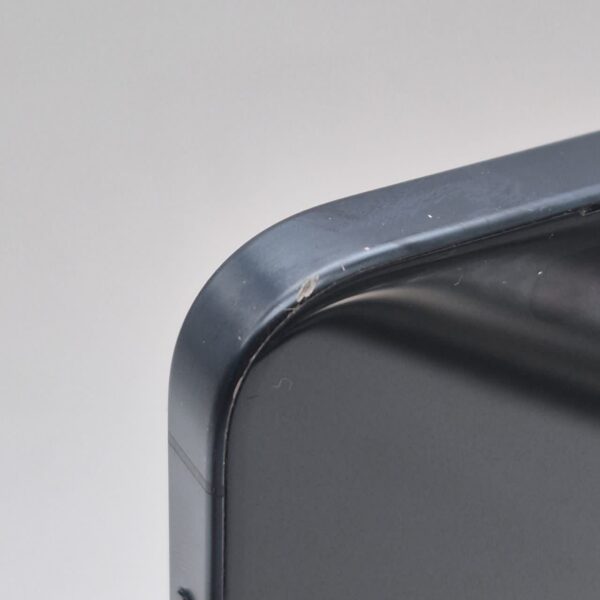 گوشی موبایل دست دوم اپل iphone 15 Pro رنگ آبی تیتانیوم حافظه 256 گیگ دوسیم بدون ریجستری