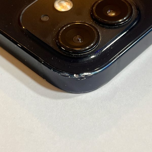 گوشی موبایل دست دوم اپل مدل iPhone 12 مشکی 128 گیگابایت دو سیم کارت CH