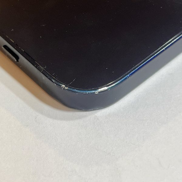 گوشی موبایل دست دوم اپل مدل iPhone 12 مشکی 128 گیگابایت دو سیم کارت CH
