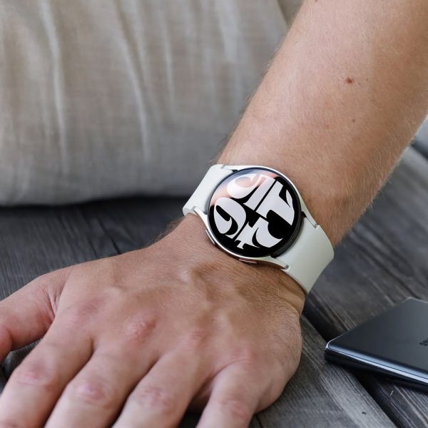 ساعت هوشمند سامسونگ مدل Galaxy Watch6 44mm رنگ طلایی