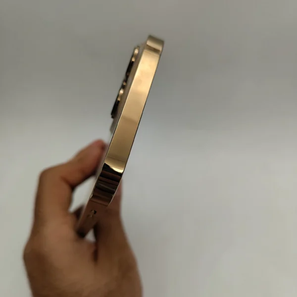 گوشی موبایل دست دوم اپل مدل iphone 13 promax ظرفیت 256 گیگ رنگ طلایی دو سیم ZA