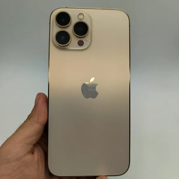 گوشی موبایل دست دوم اپل مدل iphone 13 promax ظرفیت 256 گیگ رنگ طلایی دو سیم ZA