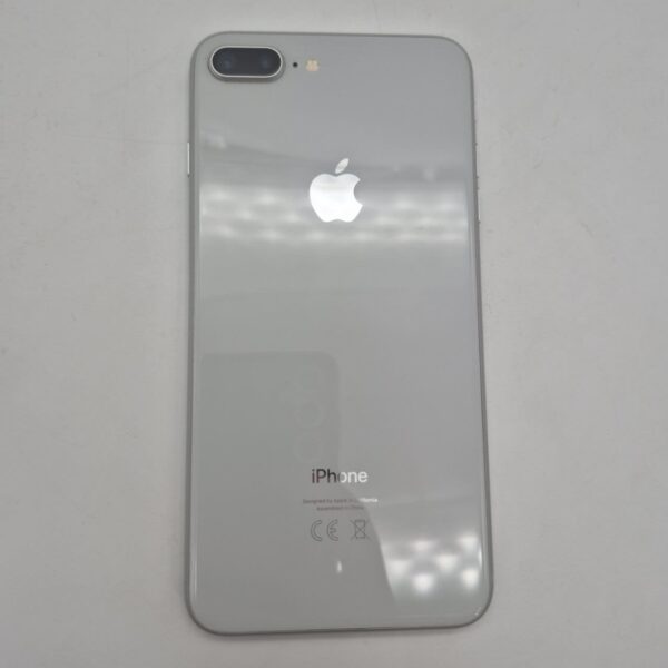 گوشی موبایل دست دوم اپل iphone 8 plus رنگ نقره‌ای ظرفیت 64GB پارت نامبر NQM2AE/A