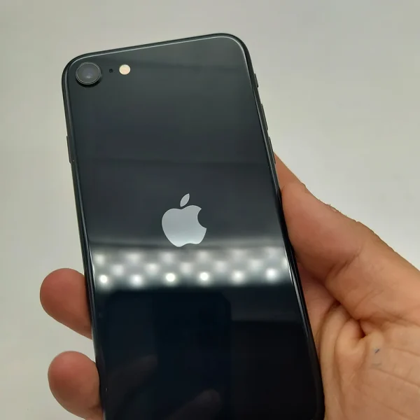گوشی موبایل دست دوم اپل مدل iPhone SE 2022 ظرفیت 128 گیگابایت مشکی