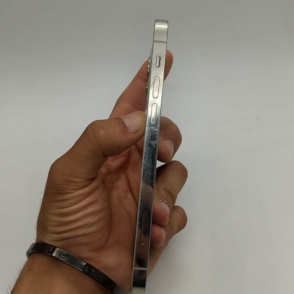 گوشی موبایل دست دوم اپل مدل iPhone 12 Pro ظرفیت ۲۵۶GB رنگ نقره ای ZA دوسیم
