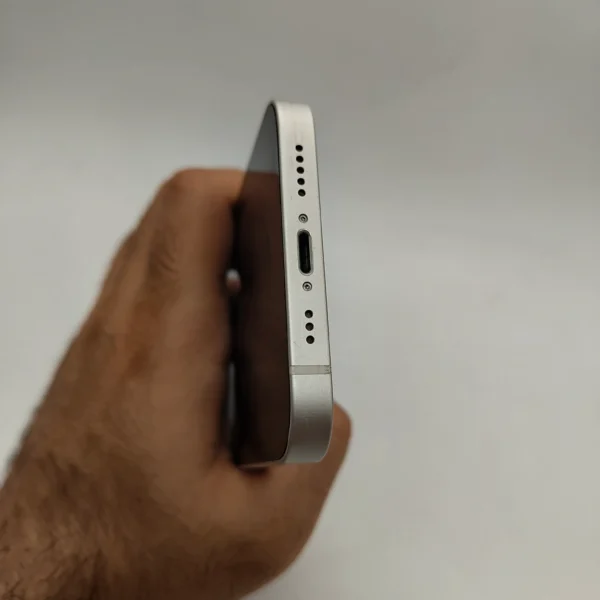 گوشی موبایل دست دوم اپل مدل iPhone 12 سفید ۱۲۸ گیگ ZAA