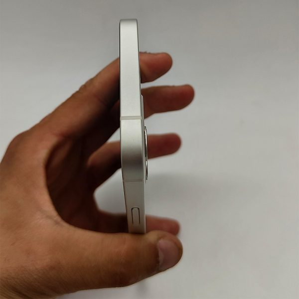 گوشی موبایل دست دوم اپل مدل iPhone 12 سفید ۱۲۸ گیگ ZAA