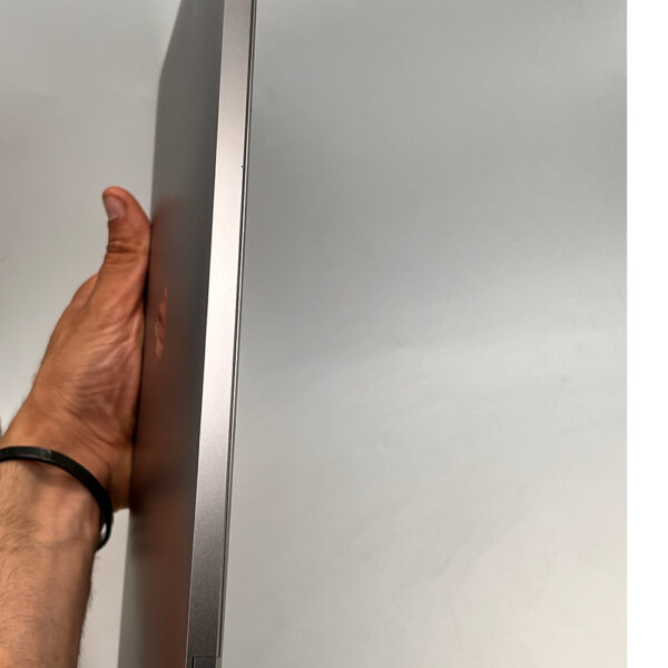 مک بوک ایر دست دوم 13.3 اینچی اپل با چیپ M1 - مدل MGN63 رنگ خاکستری LL/A