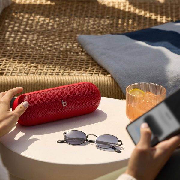 اسپیکر بلوتوثی بیتس مدل Beats Pill رنگ قرمز (Statement Red)