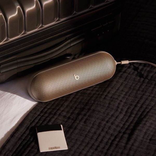 اسپیکر بلوتوثی بیتس مدل Beats Pill رنگ طلایی(Champagne Gold)