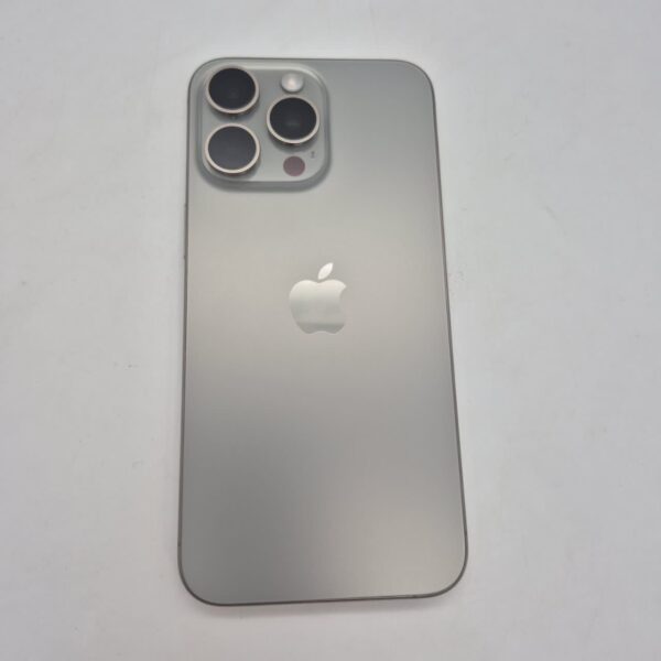 گوشی موبایل دست دوم اپل iPhone 15 ProMax رنگ Natural Titanium حافظه 256 گیگ بدون رجیستـری
