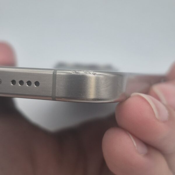 گوشی موبایل دست دوم اپل iPhone 15 ProMax رنگ Natural Titanium حافظه ۱ ترابایت بدون رجیستری