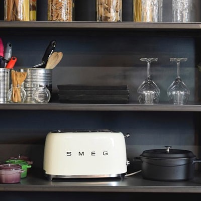 Smeg Toaster TSF02 Cream 2 min