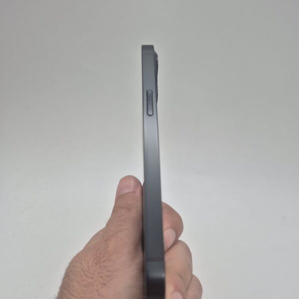 گوشی موبایل اپل دست دوم iPhone 13 ظرفیت 128 گیگ میدنایت دوسیم کارت CH