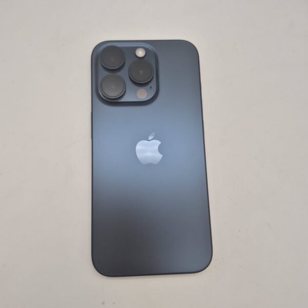 گوشی موبایل دست دوم اپل iPhone 15 Pro رنگ Blue Titanium حافظه 256 گیگ ZA/A بدون رجیستری