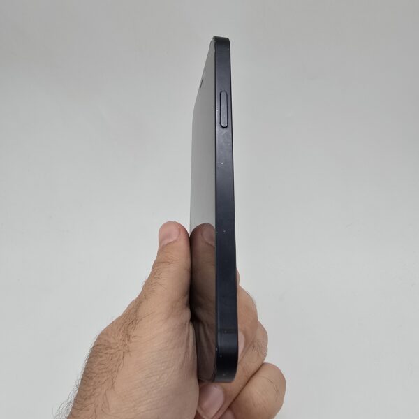 گوشی موبایل دست دوم اپل مدل iPhone 12 مشکی 128 گیگابایت دو سیم کارت CH