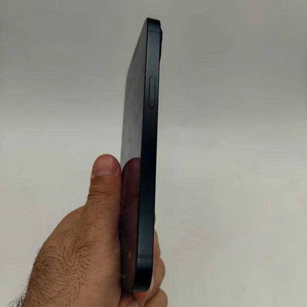 گوشی موبایل اپل دست دوم iPhone 13 ظرفیت 128 گیگ میدنایت دوسیم کارت CH/A