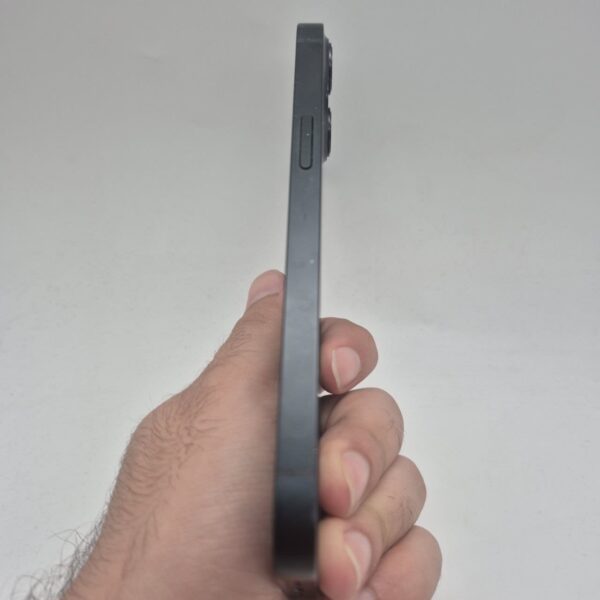 گوشی موبایل اپل دست دوم iPhone 13 ظرفیت 128 گیگ میدنایت تک سیم کارت ZD/A