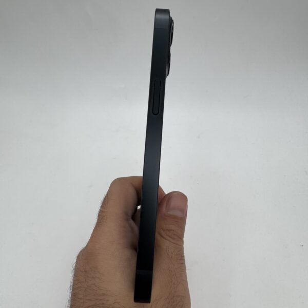 گوشی موبایل اپل دست دوم iPhone 13 ظرفیت 256 گیگ میدنایت تک سیم کارت VC/A
