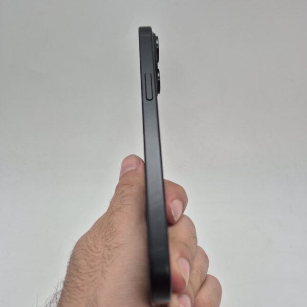 گوشی موبایل دست دوم اپل مدل iPhone 15 ظرفیت 128 گیگ | رنگ مشکی بدون رجیستری دو سیم CH