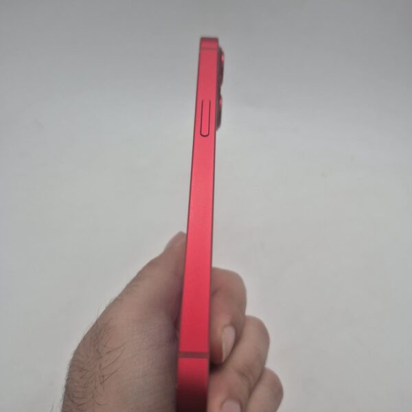 گوشی موبایل دست دوم اپل مدل iPhone 13 ظرفیت 256 گیگابایت رنگ قرمز پارت نامبر ZA