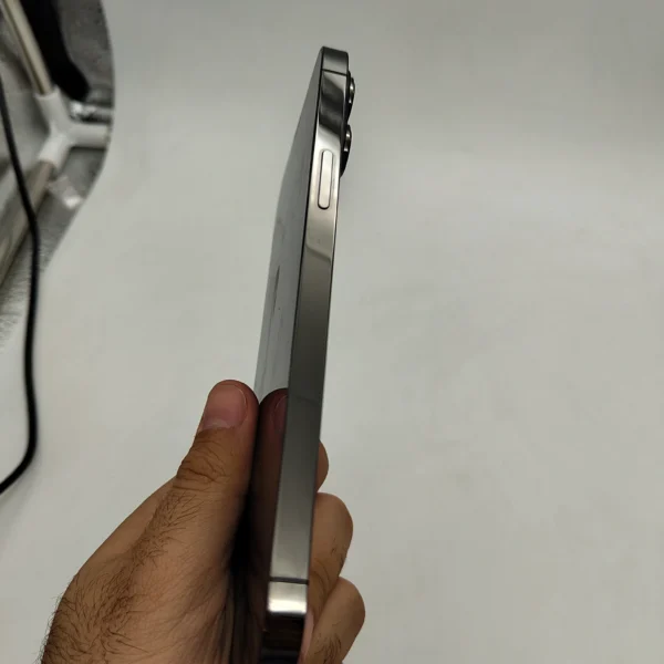 گوشی موبایل دست دوم اپل iPhone 13 ProMax رنگ گرافیت ظرفیت 256 گیگ دو سیم ZA/A