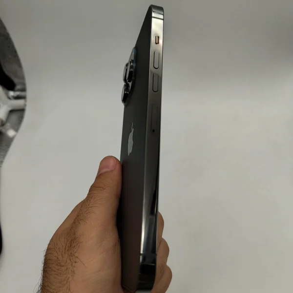 گوشی موبایل دست دوم اپل iPhone 13 ProMax رنگ گرافیت ظرفیت 256 گیگ دو سیم ZA/A