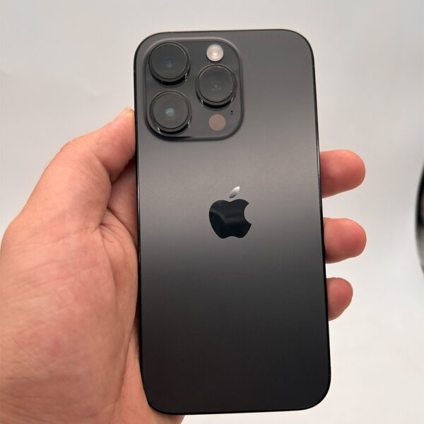 گوشی موبایل دست دوم اپل iPhone 14 Pro رنـگ مشکی حافظه ۲۵۶ گیگ دو سیم کارت CH بدون رجیستری