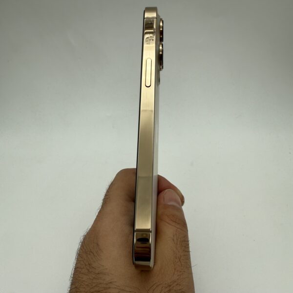 گوشی موبایل دست دوم اپل مدل iPhone 13 Pro ظرفیت 256 گیگ رنگ طلایی دو سیم کارت ZA