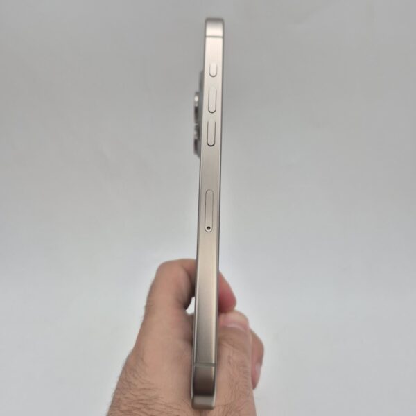 گوشی موبایل دست دوم اپل iPhone 15 ProMax رنگ Natural Titanium حافظه 256 گیگ رجیستـر نشده ZA