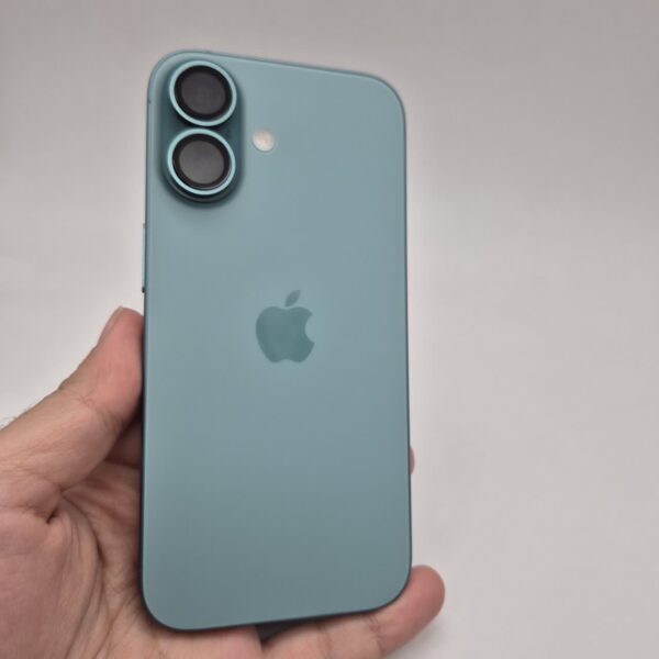 گوشی موبایل دست دوم iPhone 16 ظرفیت 128 گیگ سبز دوسیم کارت CH/A ریجستر شده