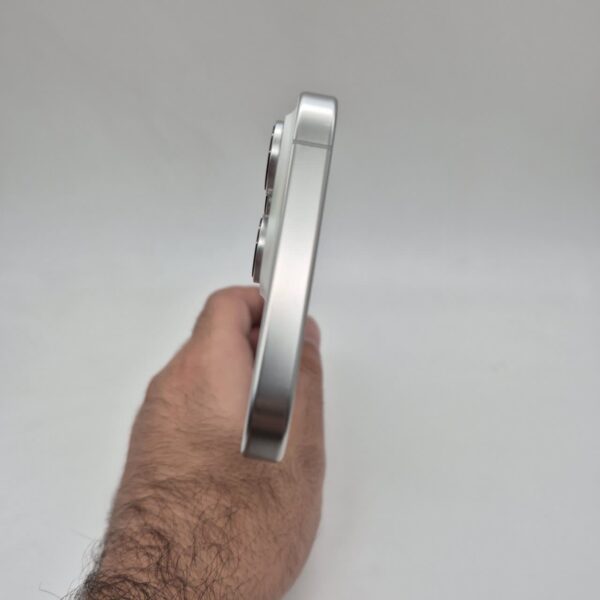 گوشی موبایل دست دوم اپل iPhone 16 ProMax رنگ White Titanium حافظه 256 گیگ ZA رجیستر شده