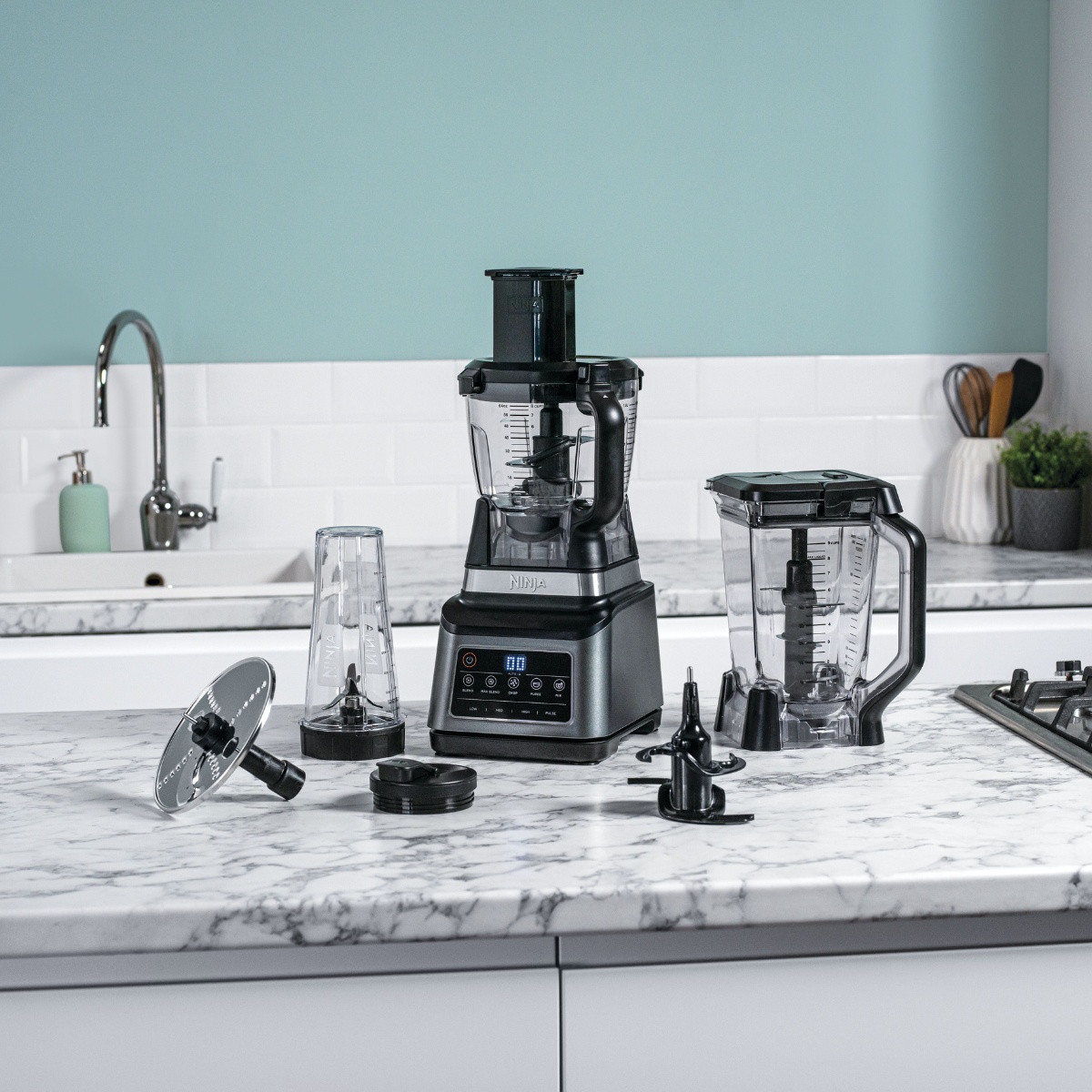 غذاساز برند نینجا مدل Ninja 3-in-1 Food Processor with Auto-IQ BN801 - (مشکی / نقره ای)
