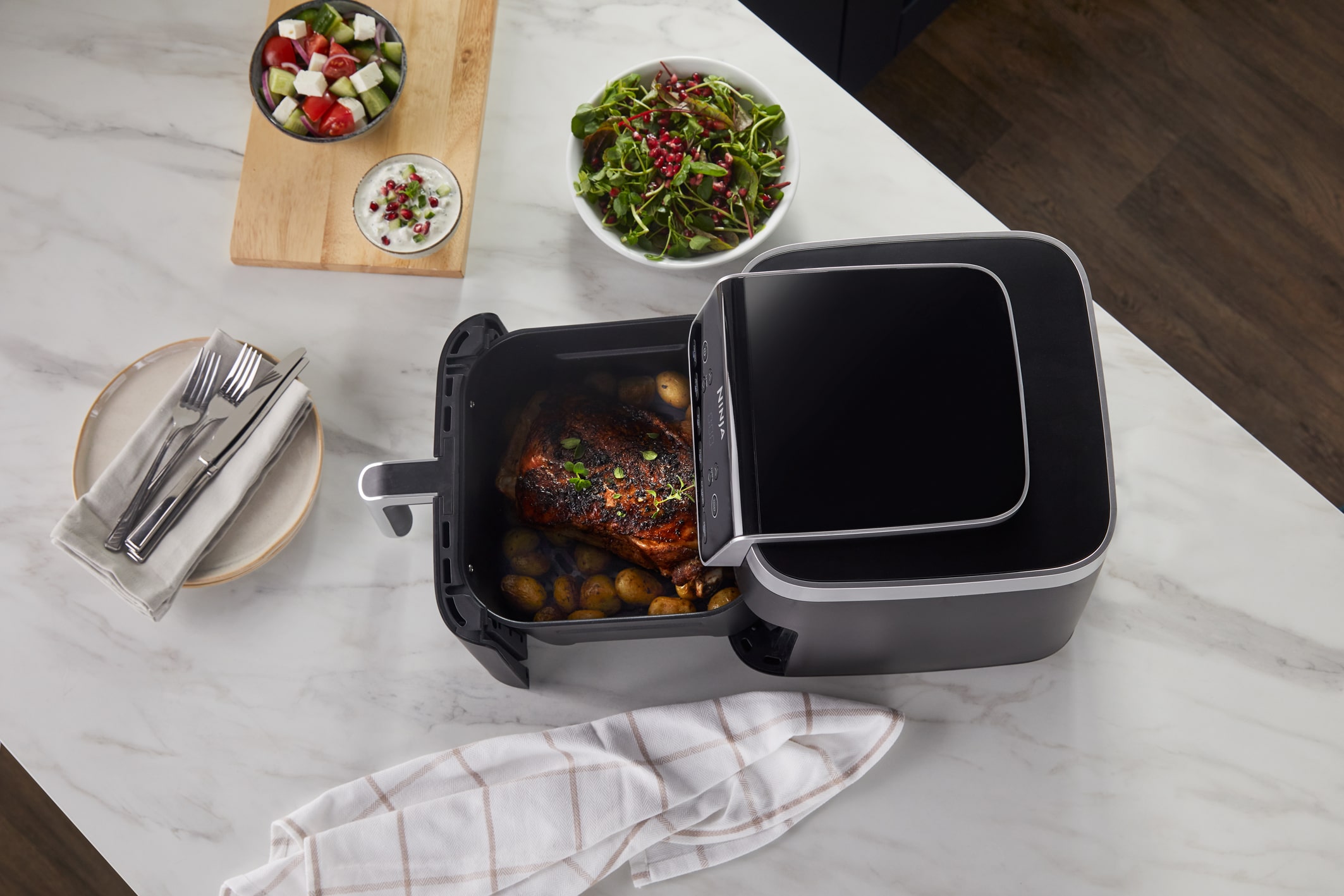 حجم داخلی هواپز و سرخ کن برند نینجا مدل Ninja Air Fryer Max Pro AF180