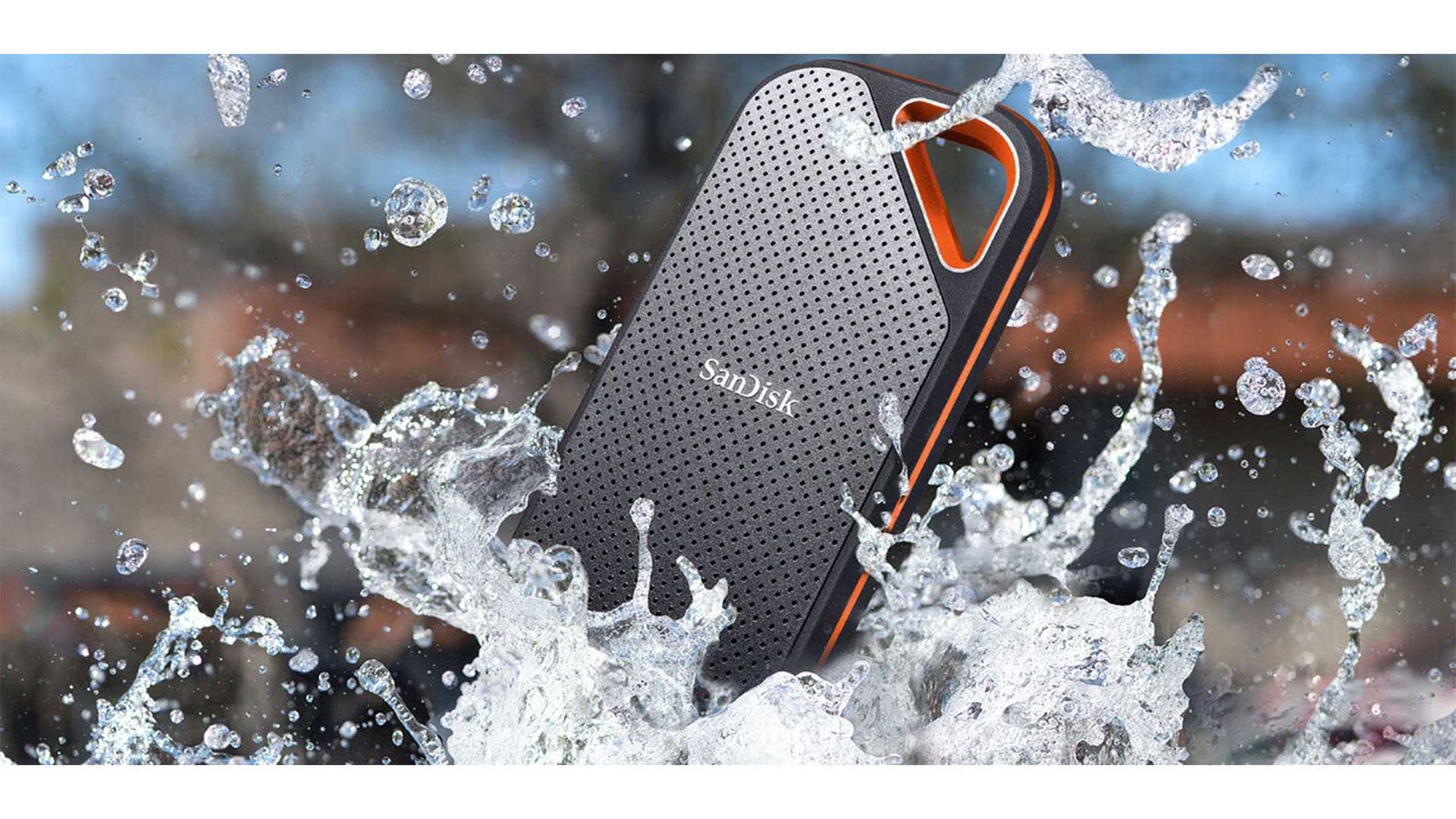 ضد آب بودن Extreme pro E81