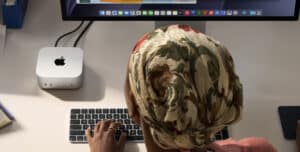 2- مک مینی Mac mini M6 با حافظه ۵۱۲ گیگابایتی و رم ۲۴ گیگابایتی