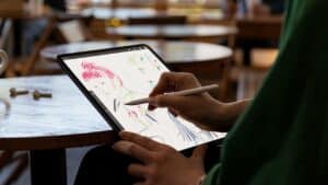 9 قلم اپل (Apple Pencil)