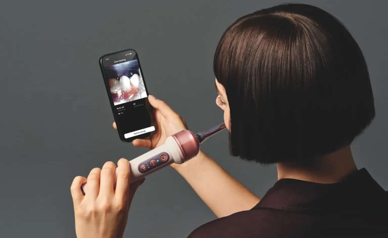 مسواک شارژی دایسون CameraJet
