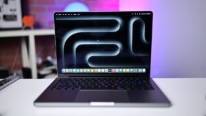 مقایسه مک بوک پرو M5 با مک بوک پرو M4