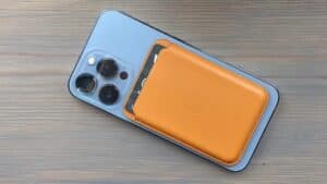 4-آیفون Ultra